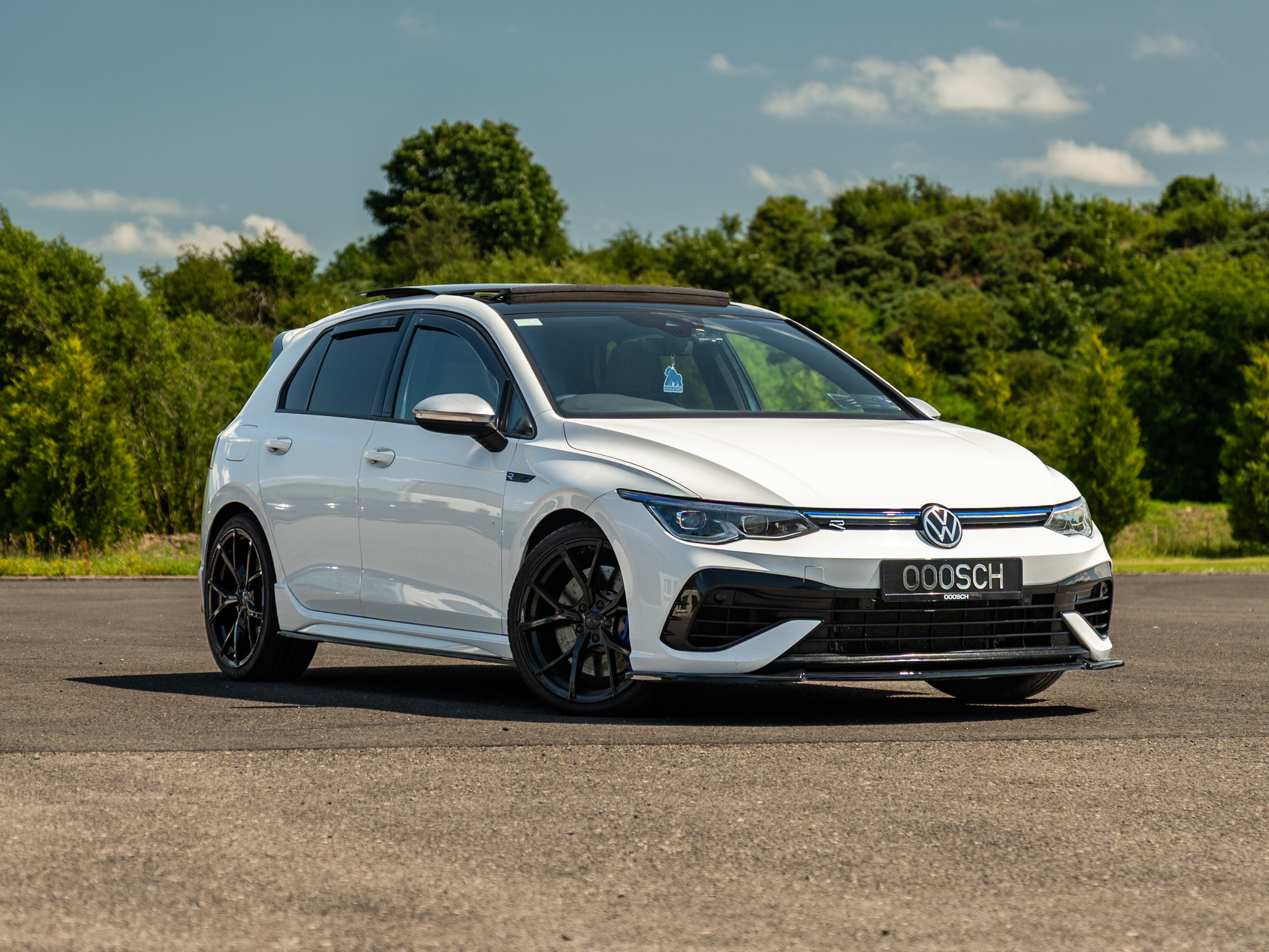 WIN THIS Volkswagen Golf R For 99c